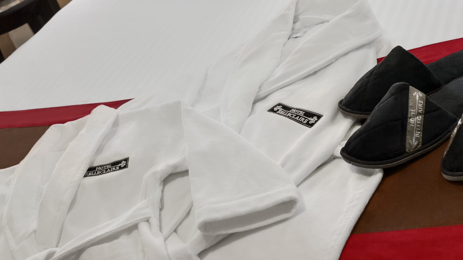 Hotel Belleclaire Slipper and robe amenities